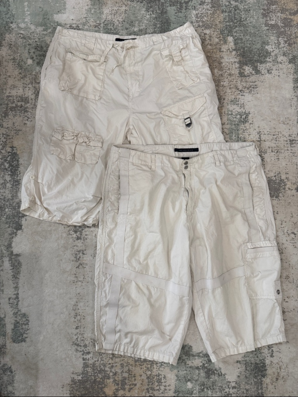 Bundle of Sean John Men's Lightweight Cargo Shorts - White